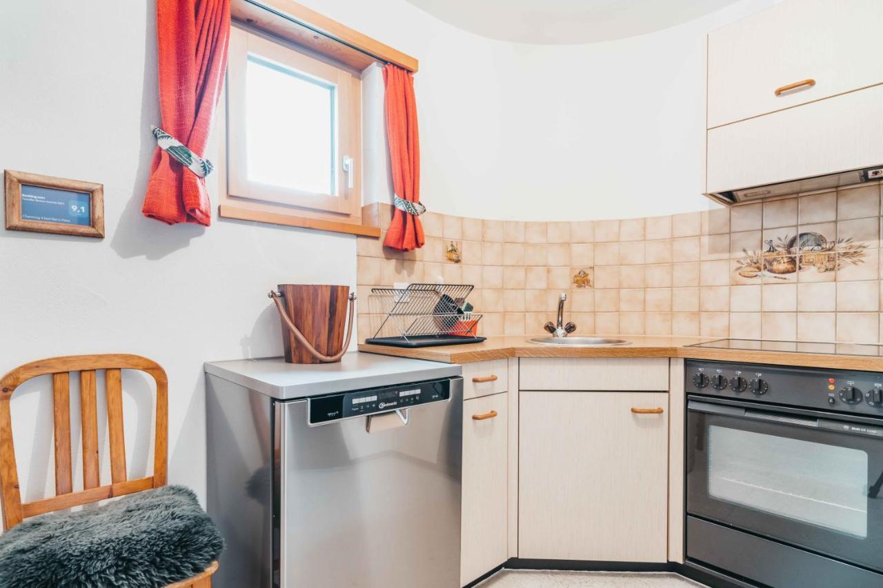 Charming 4 Bed Flat In * Flims