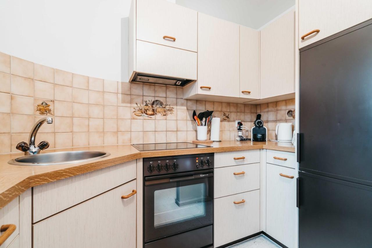 Charming 4 Bed Flat In * Flims